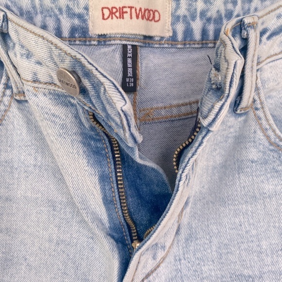 Driftwood Jackie High Rise Embroidered Jeans in Aquarius 28 - Picture 3 of 7